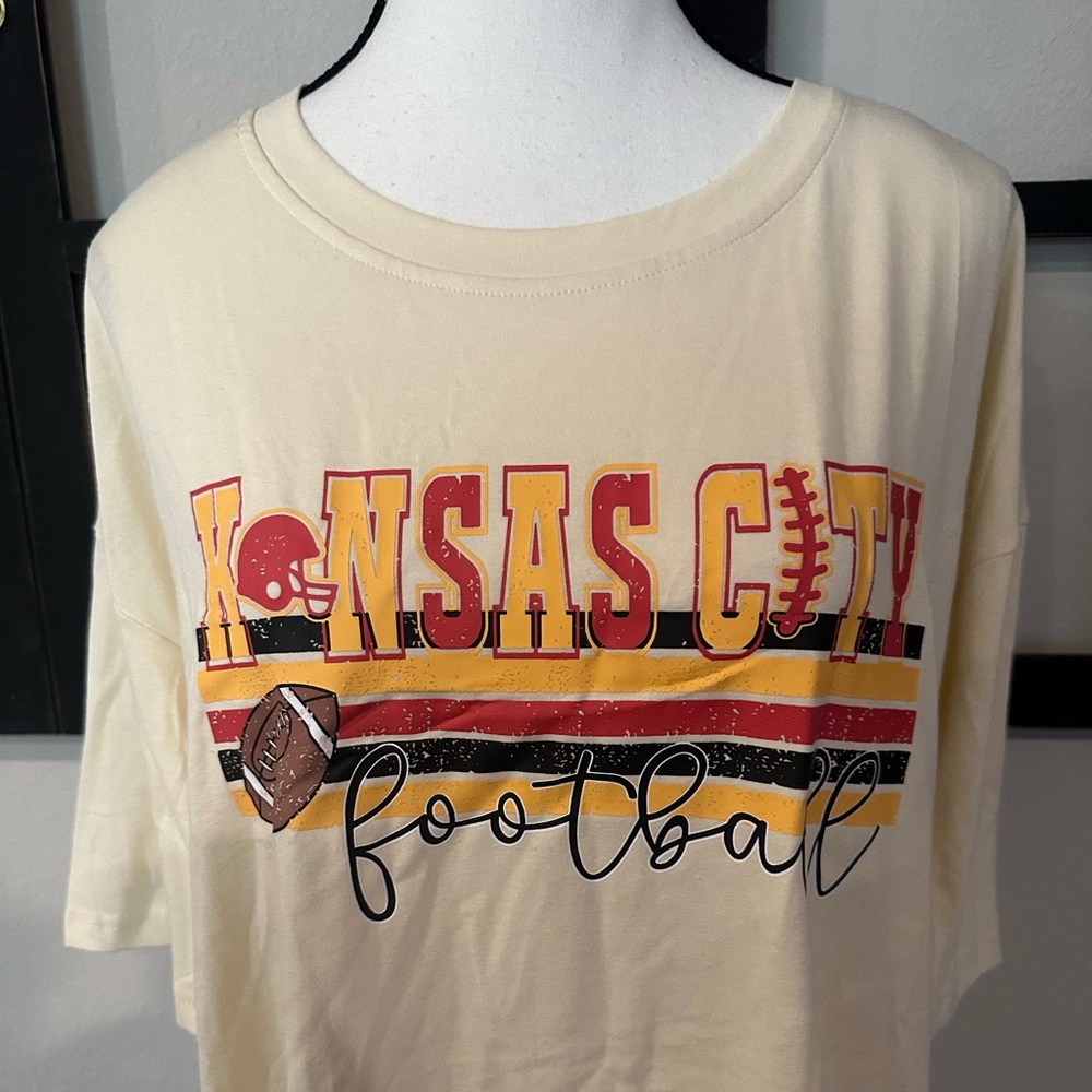 Kansas City Football Graphic Tee - Picture 2 of 3